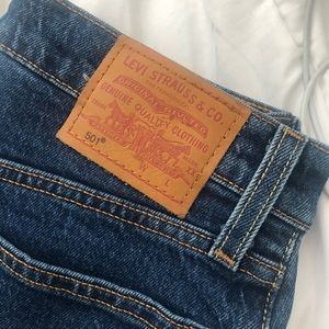 Levis 501 jeans